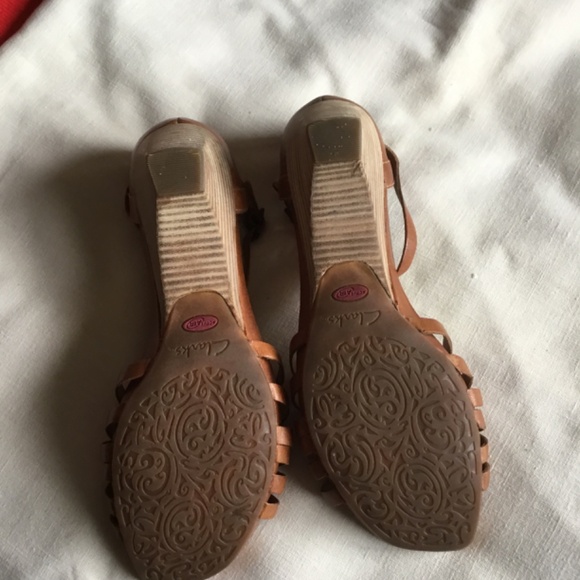 New Leather Sandals/Shoe - Picture 3 of 7